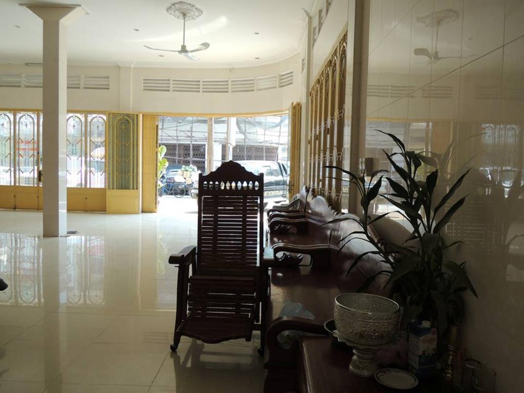 Shang Hai Guesthouse Battambang Exterior photo