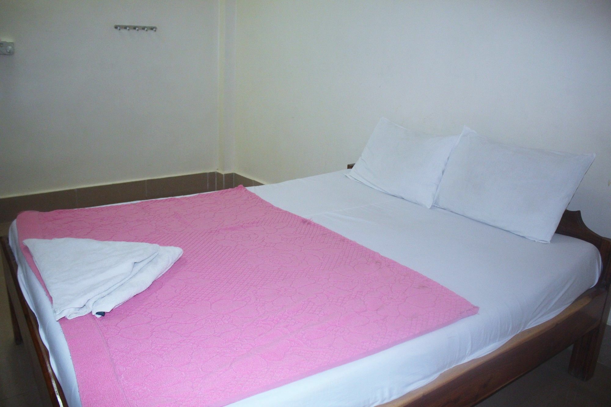 Shang Hai Guesthouse Battambang Exterior photo